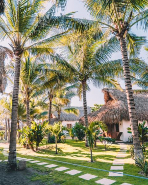 Paredon Surf House